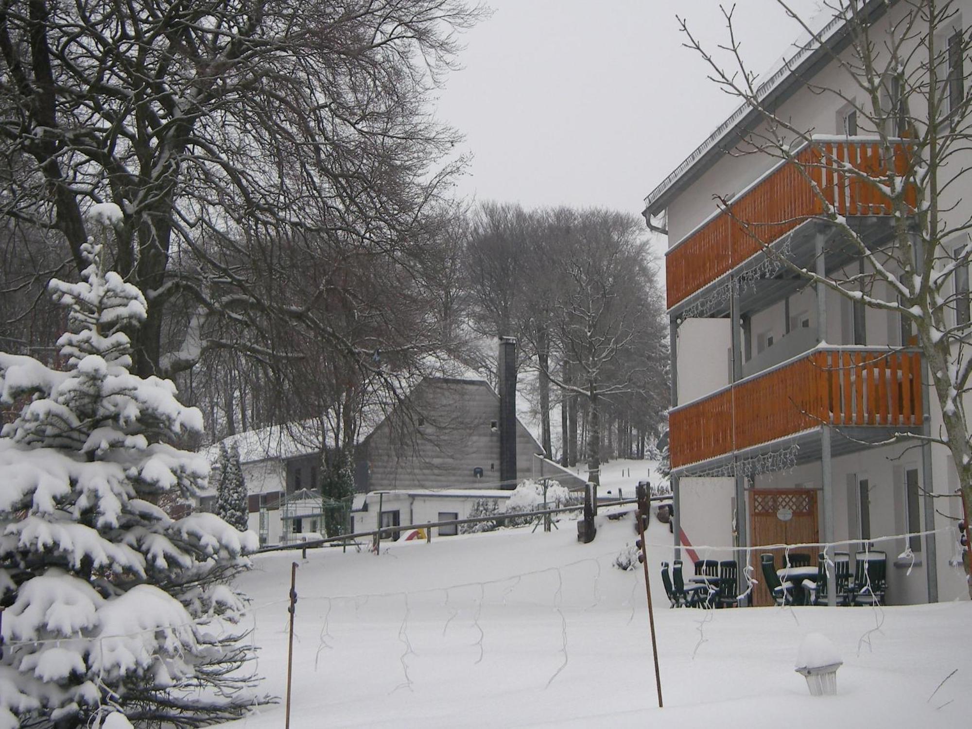 Comfy Holiday Home In Burg Reuland With Sauna Terrace Bbq Esterno foto