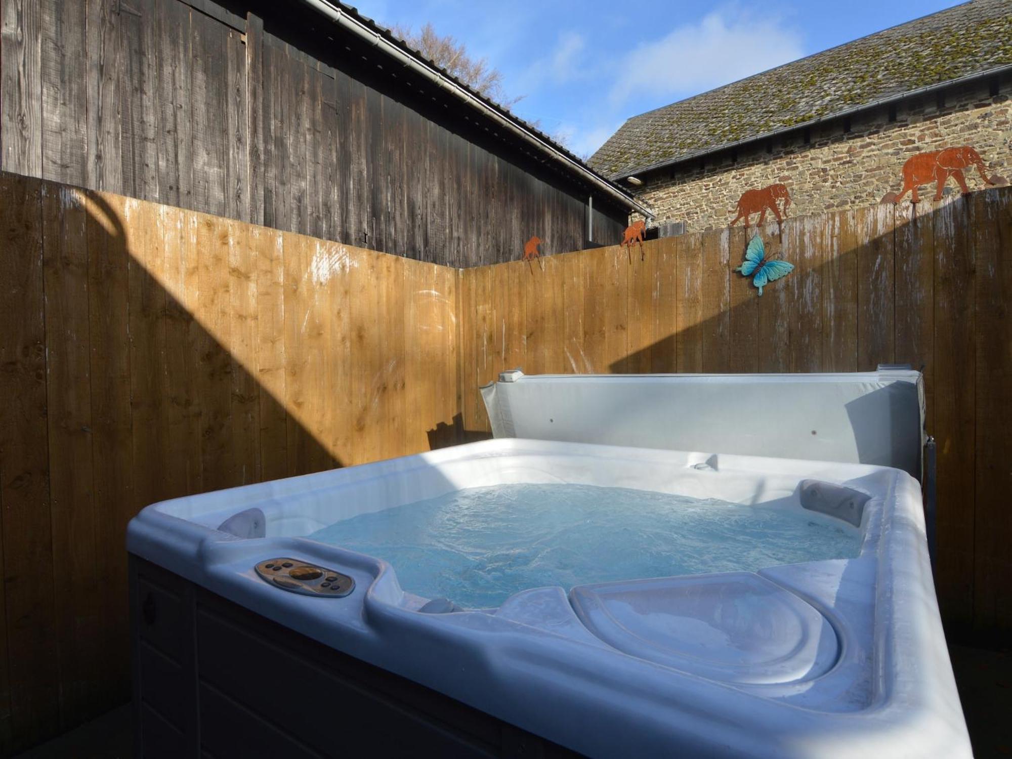 Comfy Holiday Home In Burg Reuland With Sauna Terrace Bbq Esterno foto