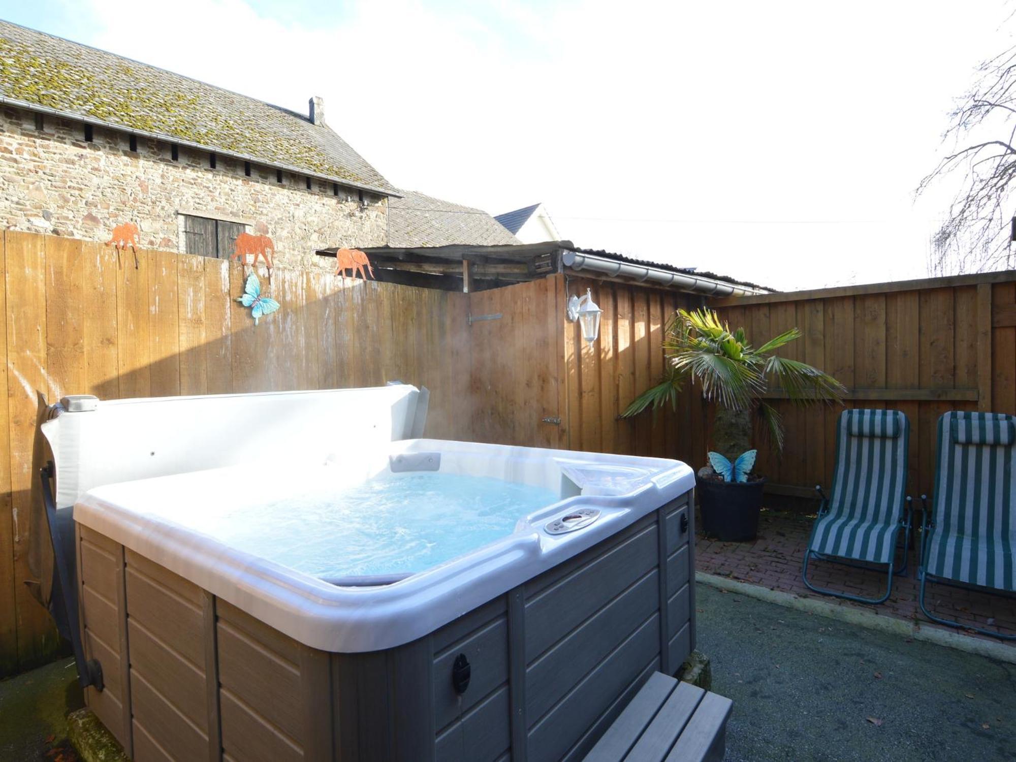 Comfy Holiday Home In Burg Reuland With Sauna Terrace Bbq Esterno foto